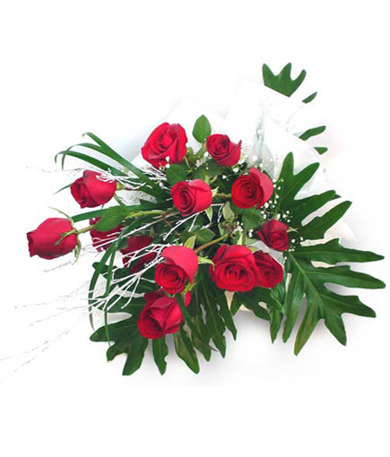 R004 - R004 1400� Approx. size 20 x 32 in. Everlasting Love ....Bouquet of 14 long stemmed red roses.<br><br>Code:764-8704-764-0000082112